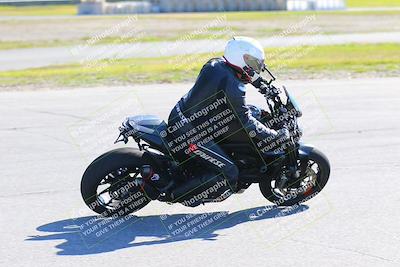 media/Jan-20-2023-Fastrack Riders (Fri) [[f2ad32aba3]]/Level 1/session 3 turn 9/